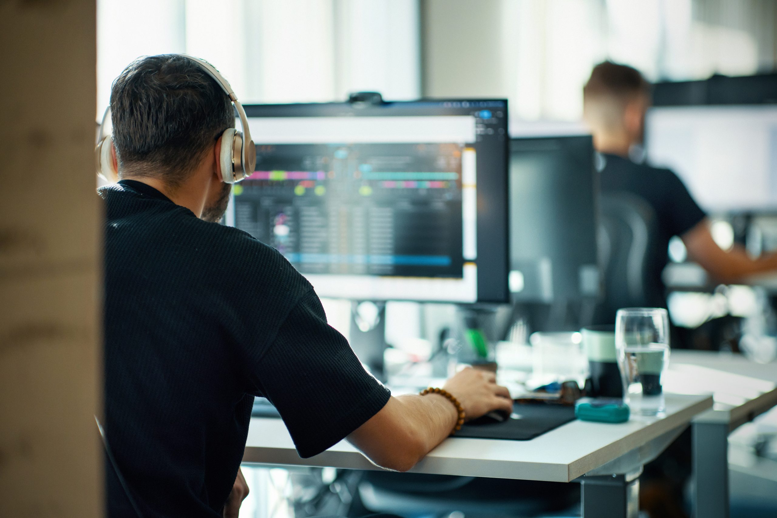 employees working on data-driven projects for a fintech software development services company based in the USA